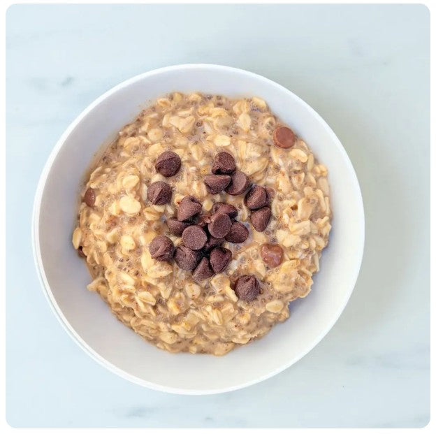 Chocolate Chip Cookie Overnight Oats